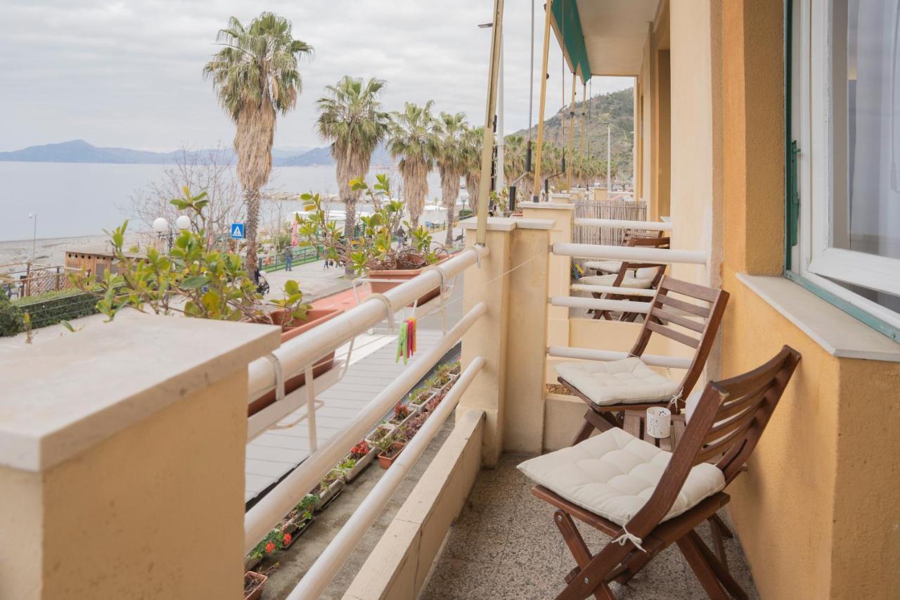 Albergo Celeste Сестри-Леванте Экстерьер фото